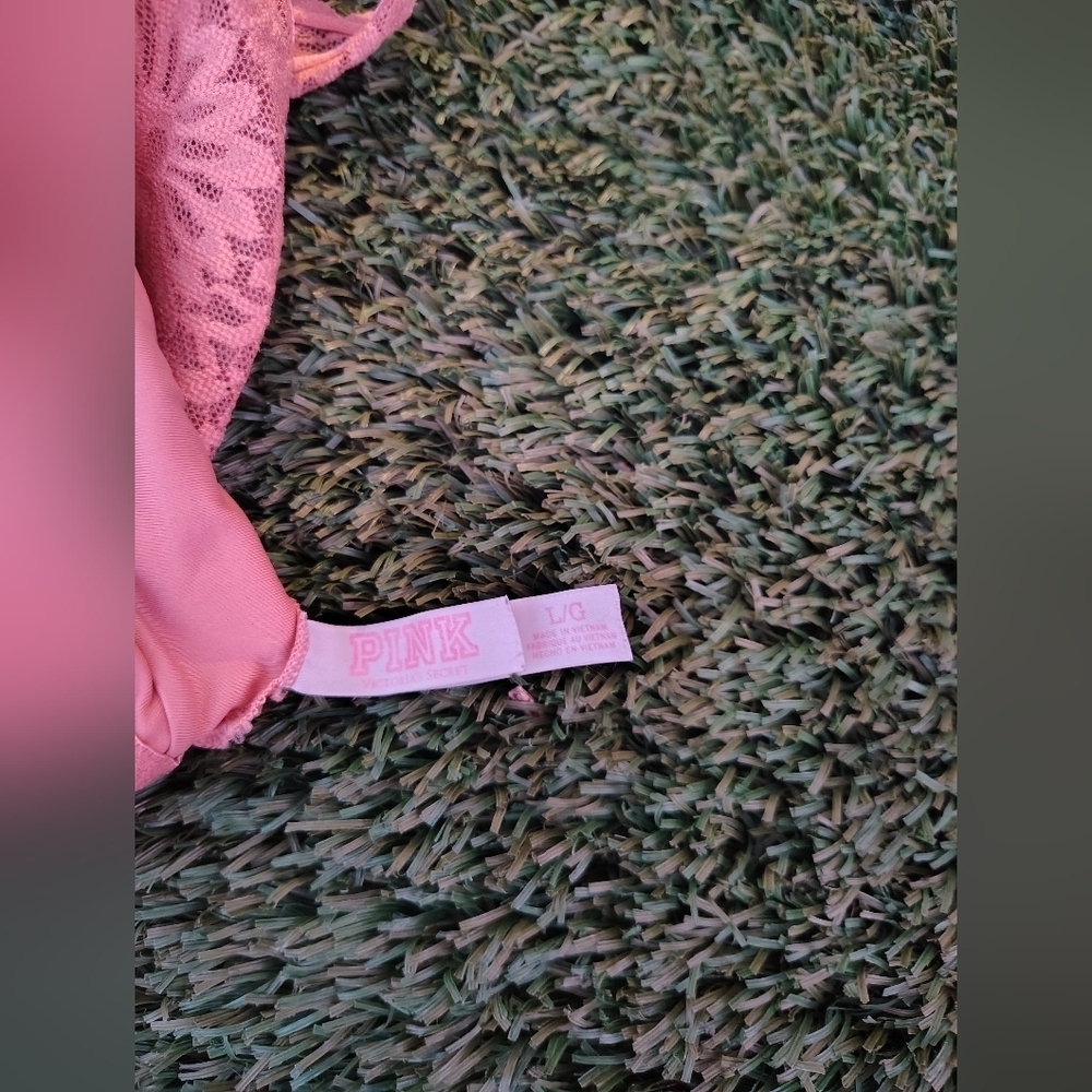 PINK Victoria's Secret Lace Bralette in Soft Pink - Picture 4 of 4